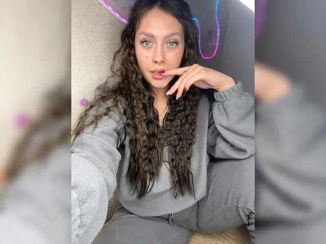 Layra200 — Freechat on BongaCams