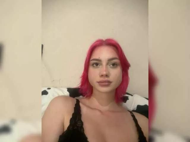 Offline Linaaa on BongaCams