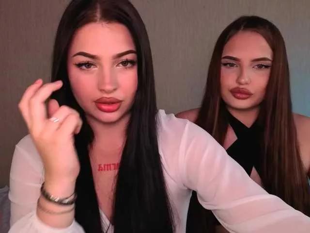 LisaAndDenis — Freechat on BongaCams