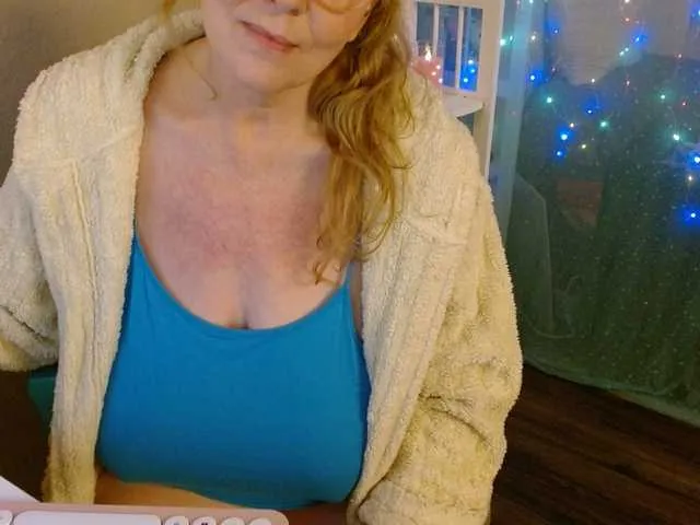 LisaLinny on BongaCams