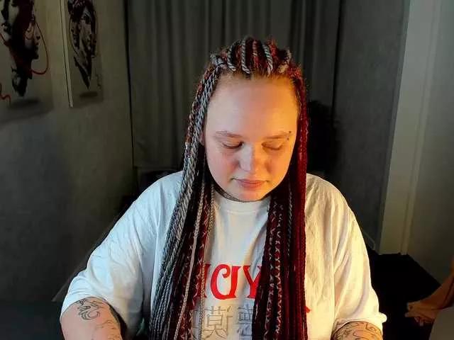 Looly-Rise on BongaCams 
