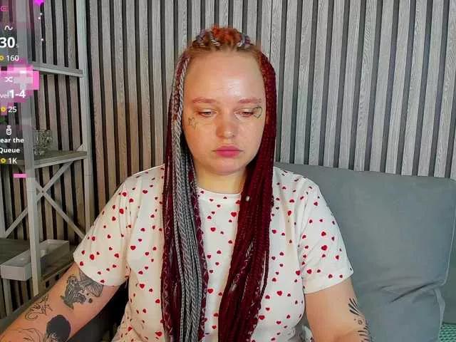Looly-Rise on BongaCams 