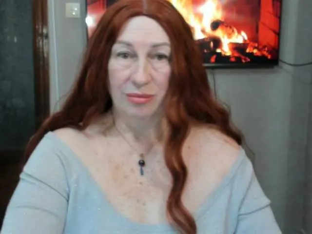 LuckySveta — Hello. Breast - 21, ass - 39, pussy - 49. Naked 100. Watch the camera - 40