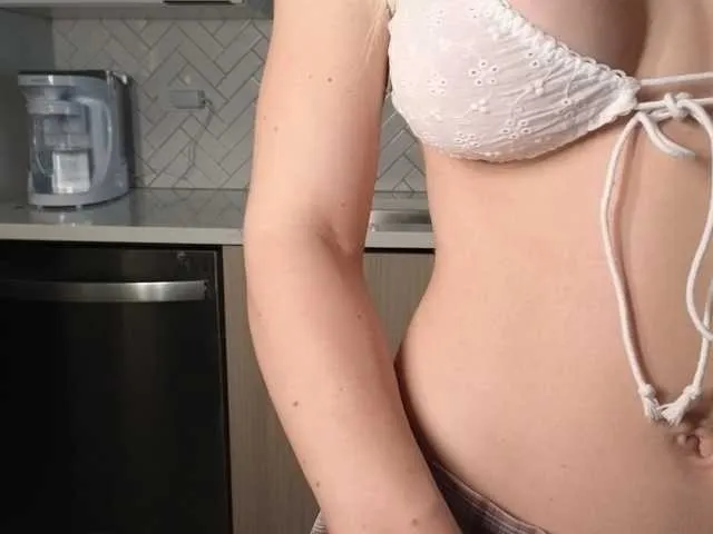 LunaBlondSexy on BongaCams