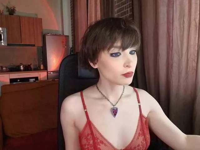 Offline lunelucy on BongaCams