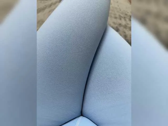 Madison01 on BongaCams