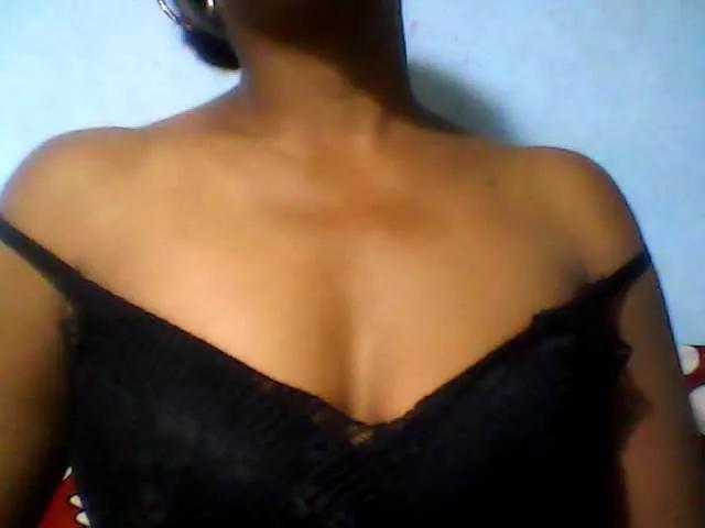 MayaQueen on BongaCams 