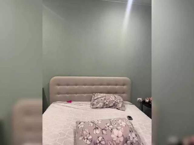 mel1ssamur — Moans, touches and bites