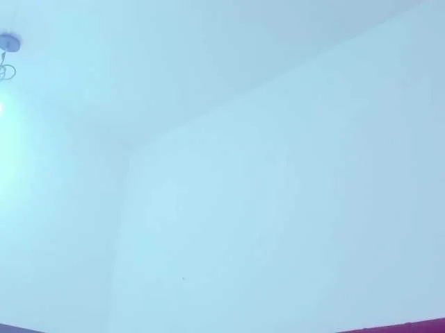 Melody-Megann on BongaCams