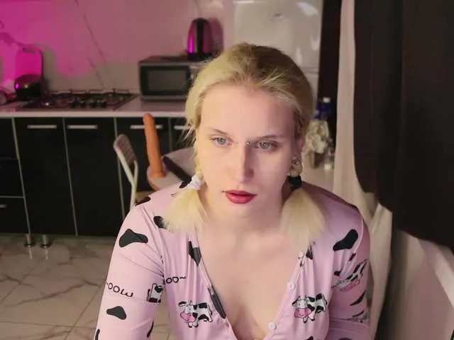 Mertyxxx — SMOKING GIRL!