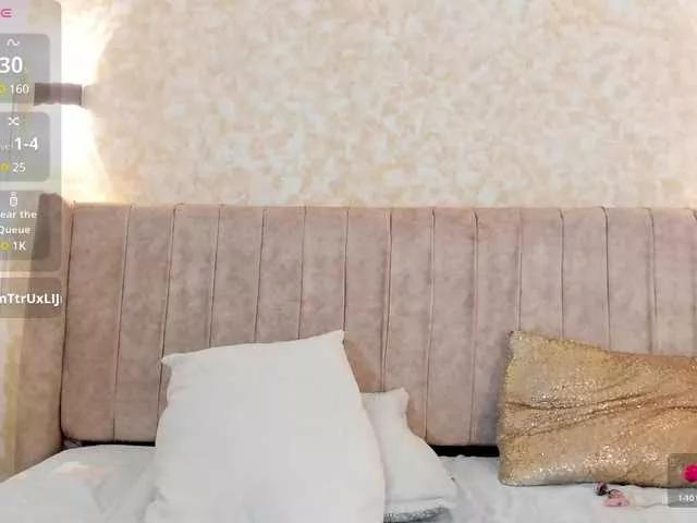 Offline mia-lourence on BongaCams