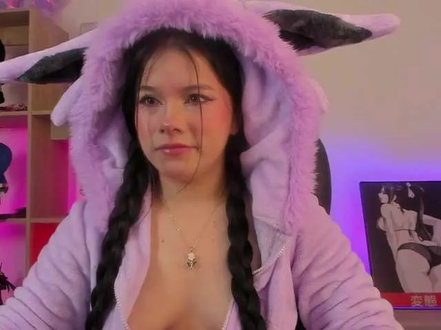 MIA-MORALEZ on BongaCams