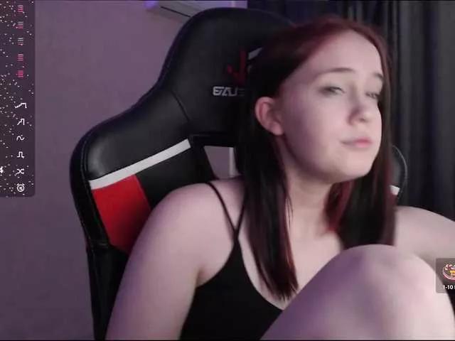 Offline Natsuki1 on BongaCams