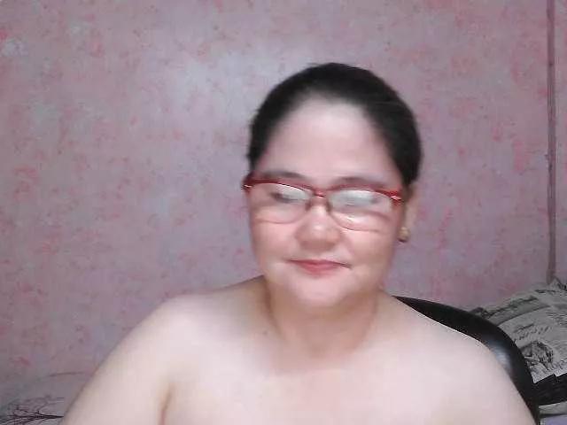 Offline NICEtitspinay on BongaCams