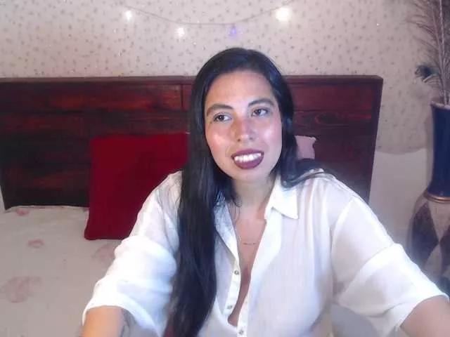 Offline NikkiMilky on BongaCams