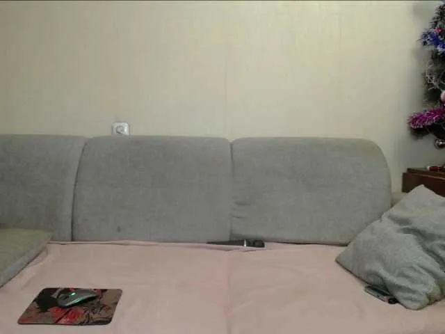 NikolRedMilf on BongaCams