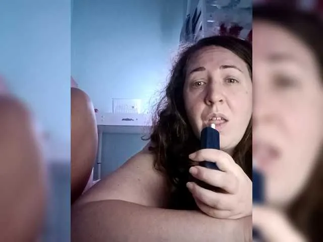 Olga372 on BongaCams