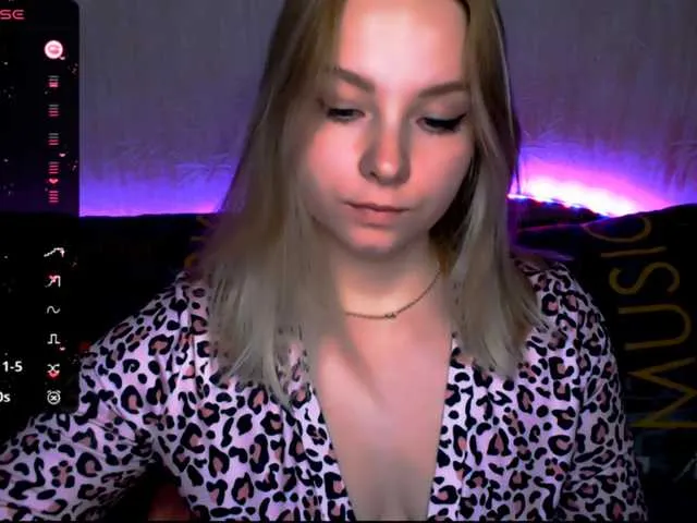 ORNELLAMUTTY on BongaCams