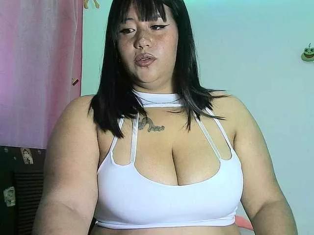 Offline pocahontassex on BongaCams