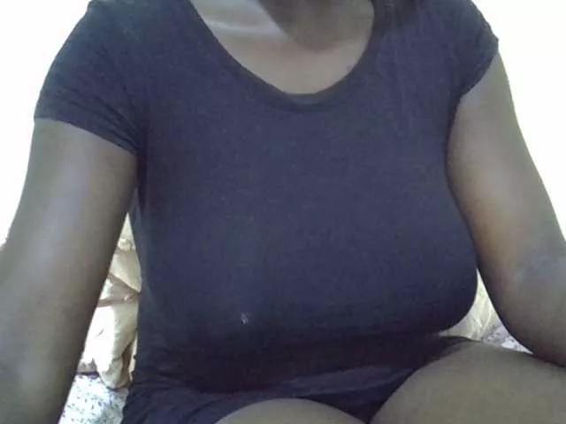 pretty-lioness — Freechat on BongaCams