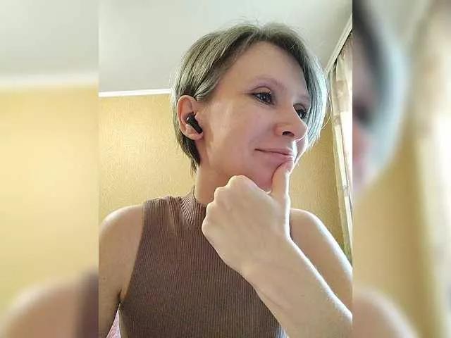 Freechat prettyKris on BongaCams