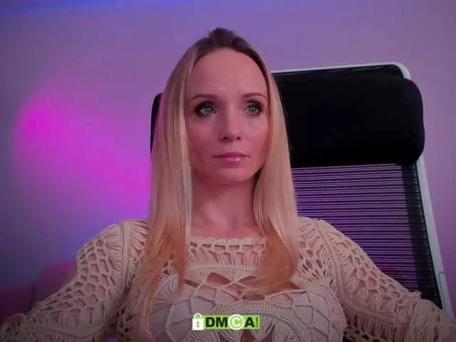 Offline purple-love on BongaCams