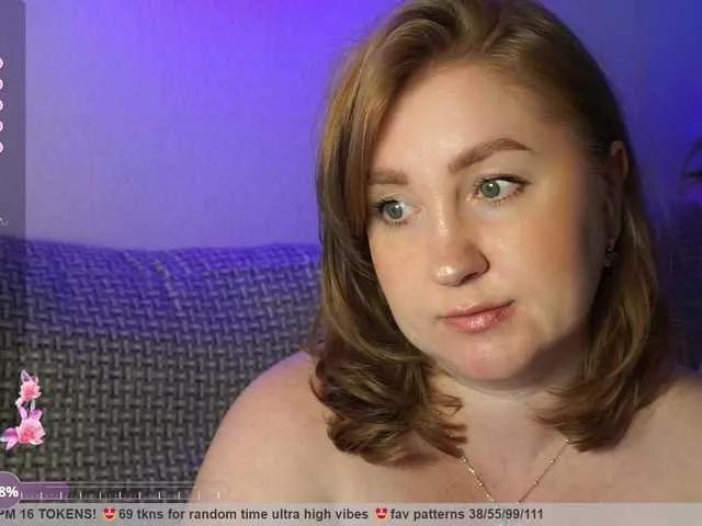Freechat PusssyJuicy on BongaCams