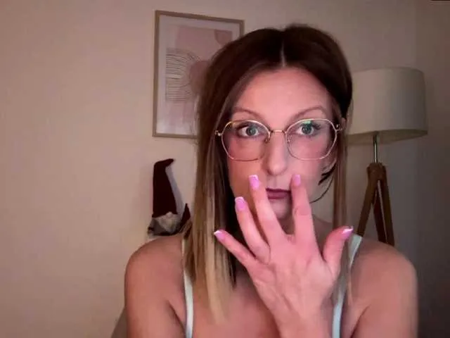 RachellaFox on BongaCams