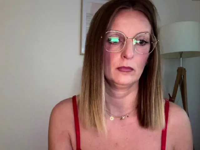 RachellaFox on BongaCams