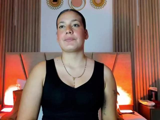 Freechat RachellJamess on BongaCams