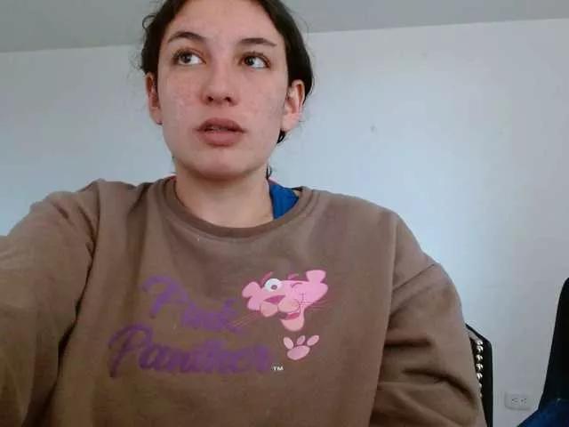 Ratienterciopelo — I like when guys make me laugh or are kind or sweet and in a certain way very sexual, I also like to start slow I think it is necessary to reach your maximum moment, I think this makes me feel very hot
