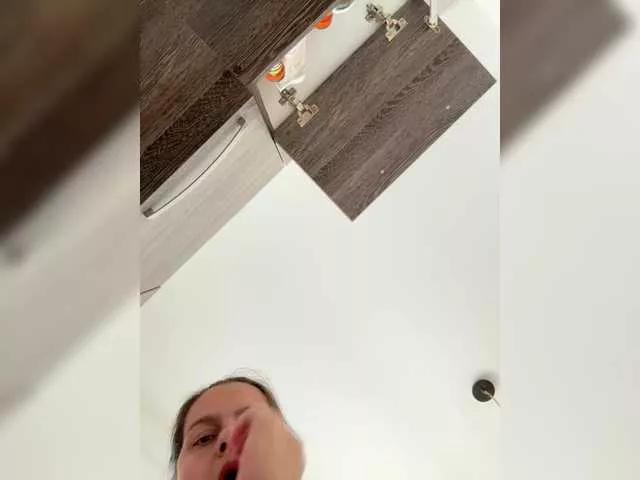 Offline ReveMignoneX on BongaCams