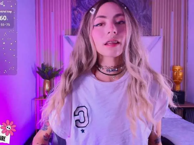 Sabrinaa1 on BongaCams