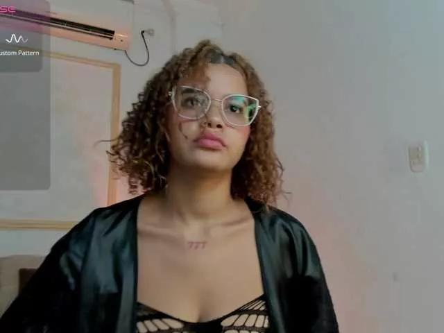 sahara-15 — I really like to cause very strong erections and reach the maximum point of pleasure without involving my feelings.