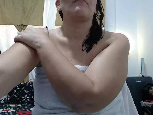 saimajayeb — I love and wish always strong vibrations and very generous lovers. That excites me to orgasm. 

Write your request in tip note. Ask for more!

 Please remmber my pvt is open. 


Thanks.  