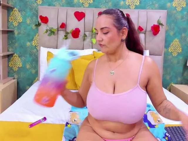 Offline Samyprincexx on BongaCams