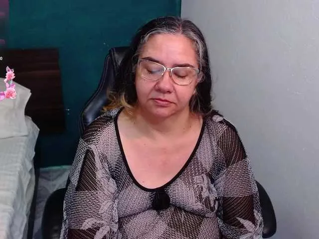 scarlett-dubois on BongaCams