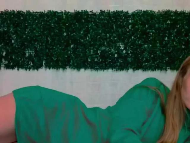 Freechat Sccarlets on BongaCams