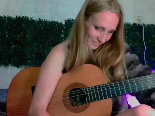 Freechat Sccarlets on BongaCams
