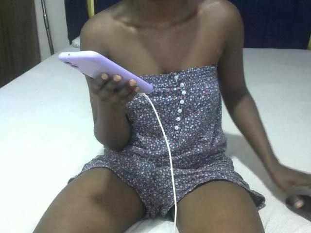 sexy-tiny — Freechat on BongaCams