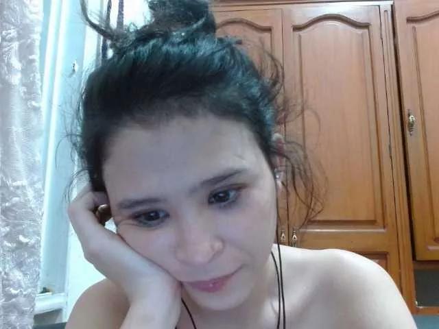 sexyloli4