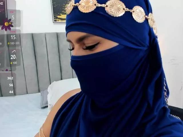 Offline shaiira on BongaCams