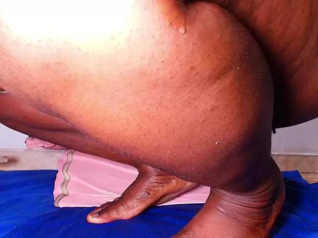 Freechat ssusy-ebony on BongaCams
