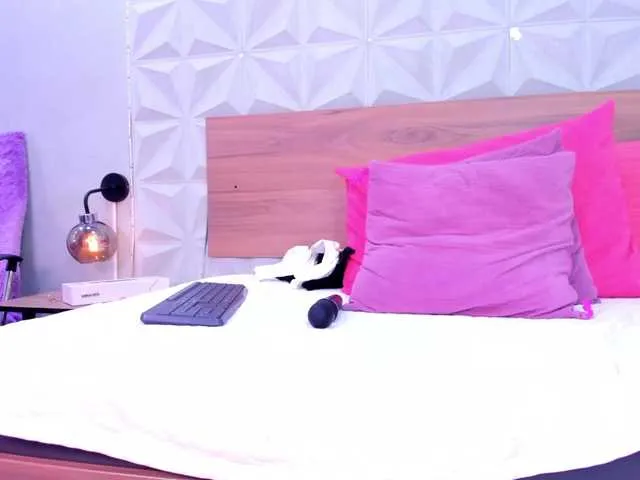 StaceyWhite — welcome to my room #new #squirt #anal #fetish #lovense #slave #18 #domi