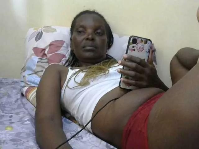 Sweet-mommy on BongaCams 