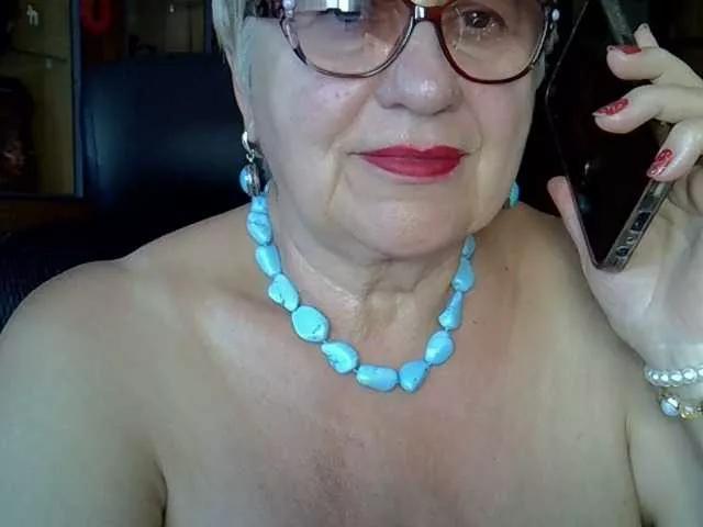 SweetCherry00 on BongaCams 