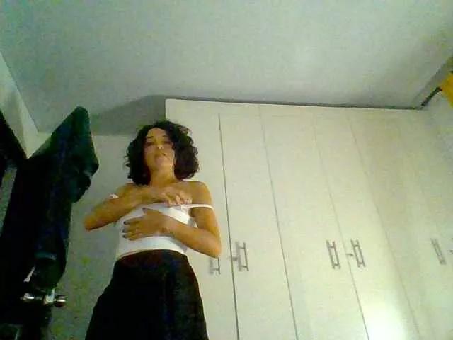 TanniaMarquez on BongaCams 
