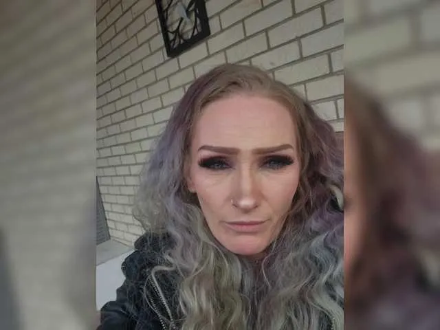 TinyTemptressChanel on BongaCams