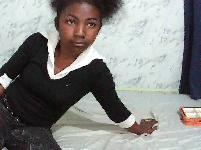 Tonyah1 on BongaCams