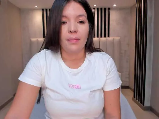 ValeriaRoldan —   I love your cock in my juicy pussy GOAL: Fingering & rubbing my pussy   @remain Tokens IG: @valeriarold4n 